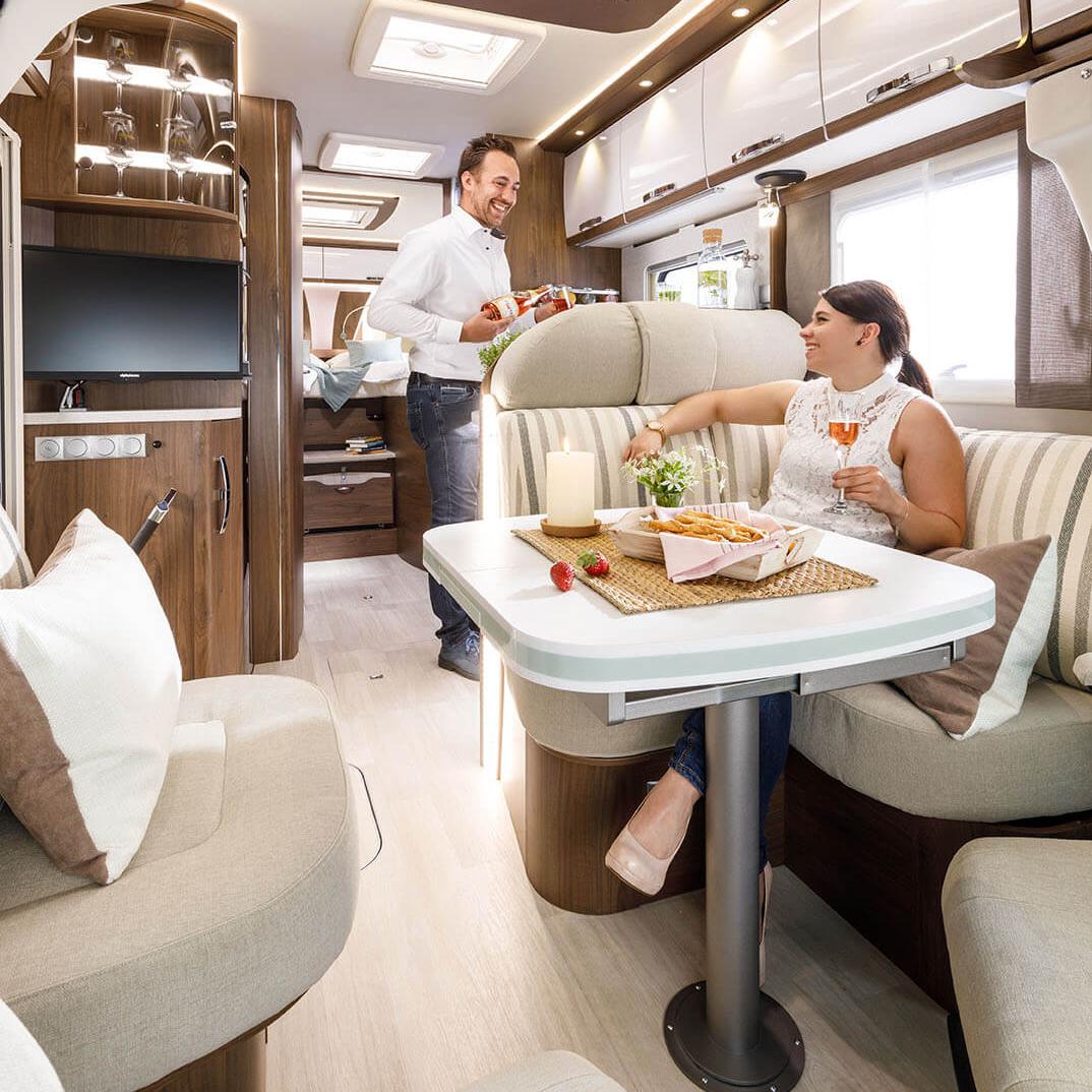 The New FRANKIA T 7400 on a Mercedes-Benz Platform The New FRANKIA T 7400 on a Mercedes-Benz Platform